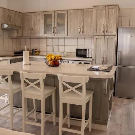 Maruca : En Familia. Apartment Brena Baja Exterior photo