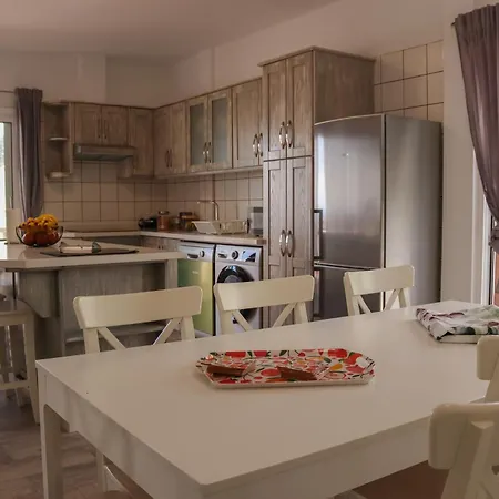 Maruca : En Familia. Apartment Brena Baja Exterior photo