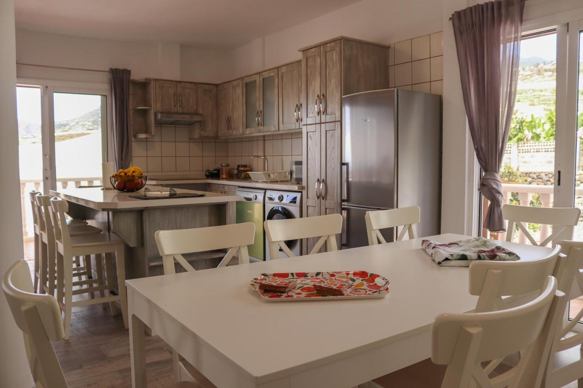 Maruca : En Familia. Apartment Brena Baja